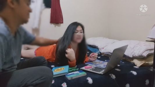 Bokep Indo | Parodi Kakak Adek Bercumbu Di Kamar