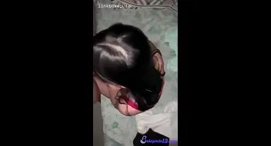 Rill Adek Adek Gemes Dugeman Tapi Nggamau Lepas Bra – Video Indo