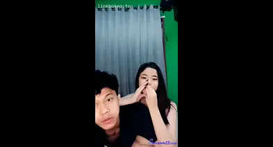 Abg Jaman Sekarang Ngeue Sambil NgeLive – Video Indo