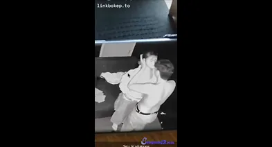 Anak SMA Terekam CCTV Ngeue Di Rental PS – Video Indo Viral